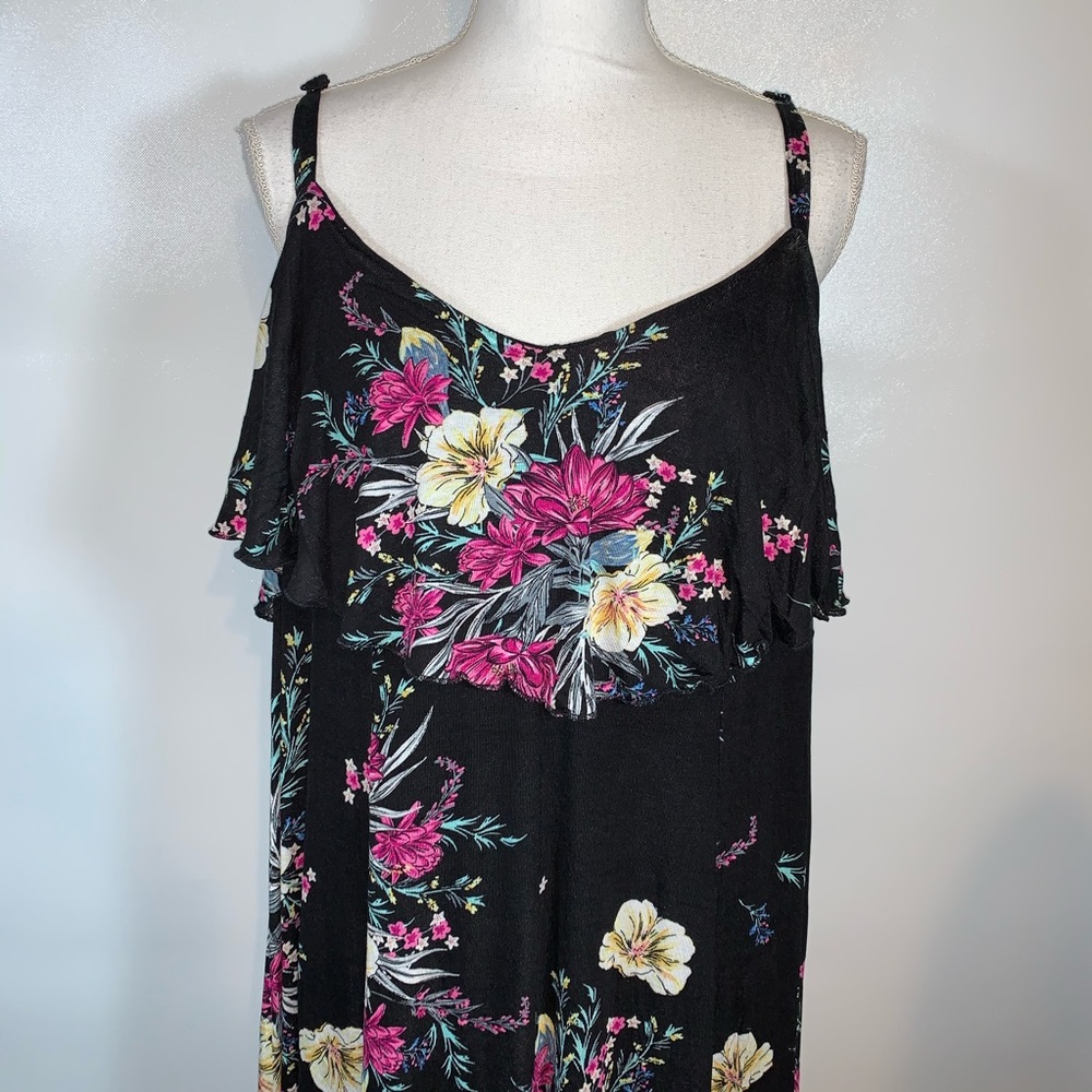 Torrid Plus Size Fluted Floral Maxi Dress Plus 1X - Picture 2 of 6